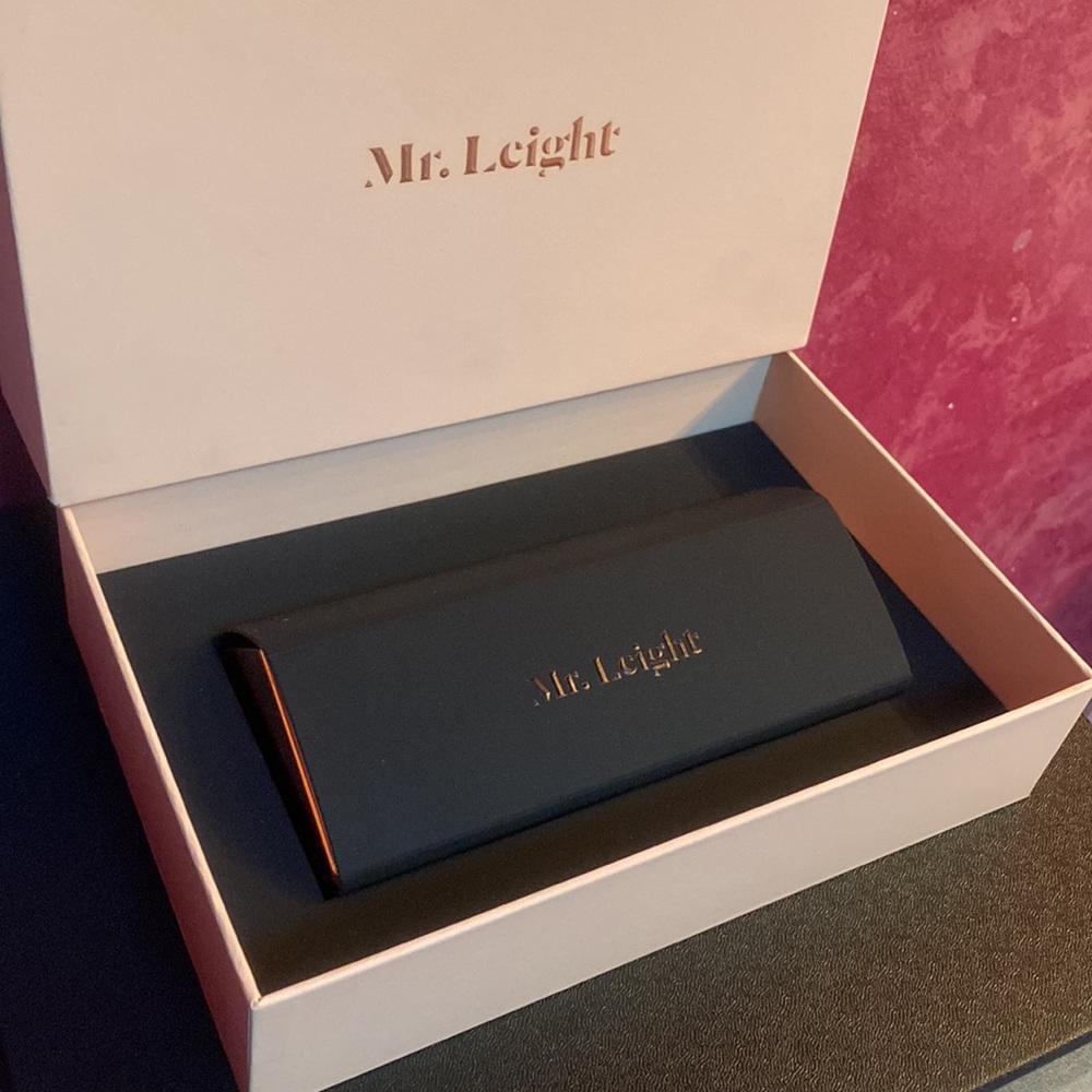Mr. Leight  glasses case, new with box - Picture 2 of 8